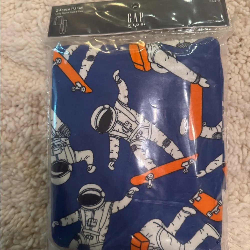 GAP 2-Piece PJ set